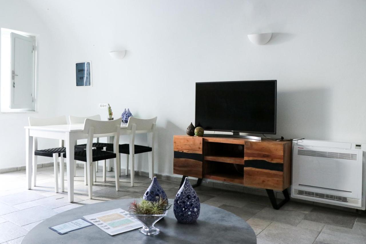 Mati Cave Apartment