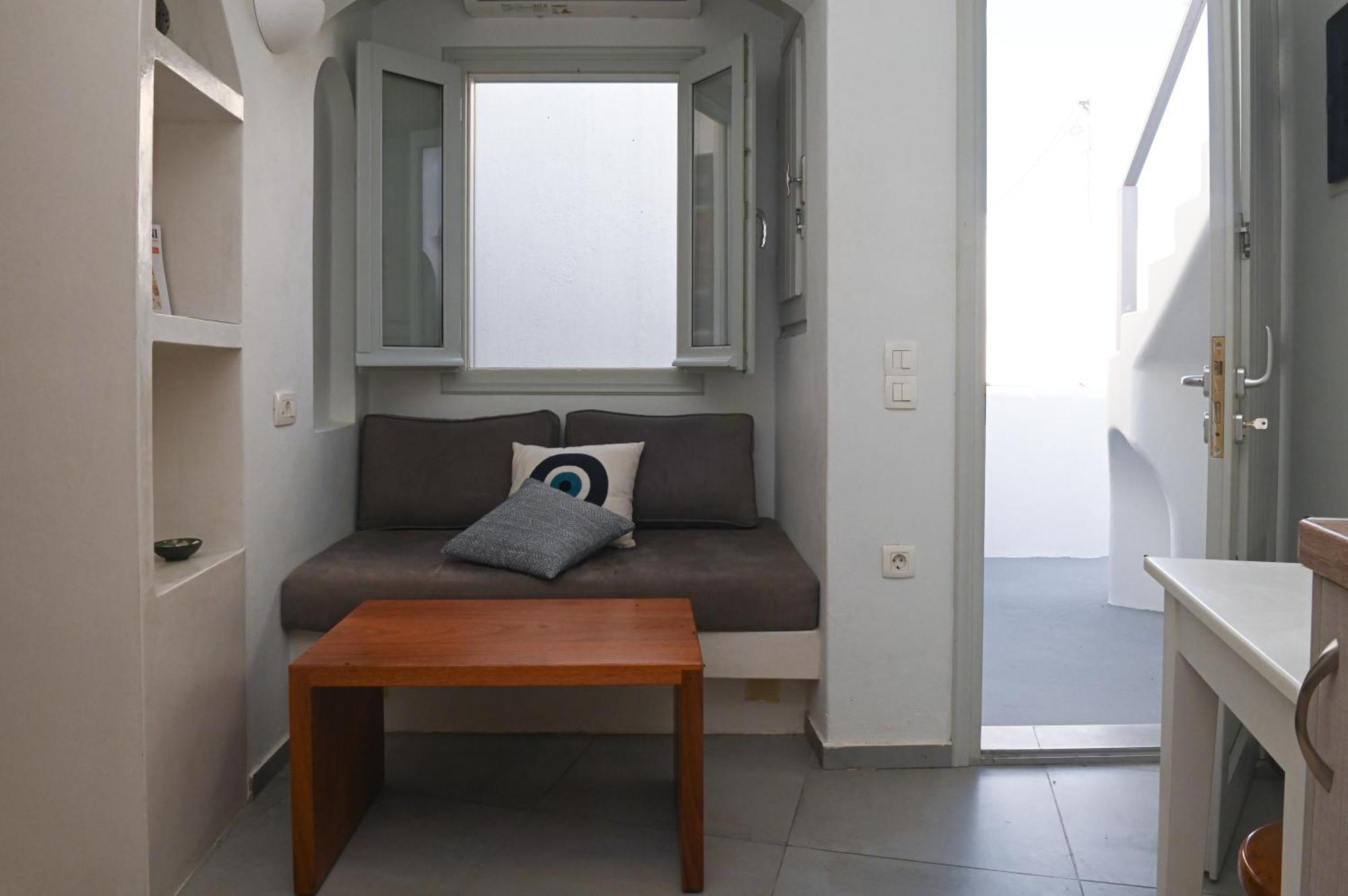 Apartment Mati Cave